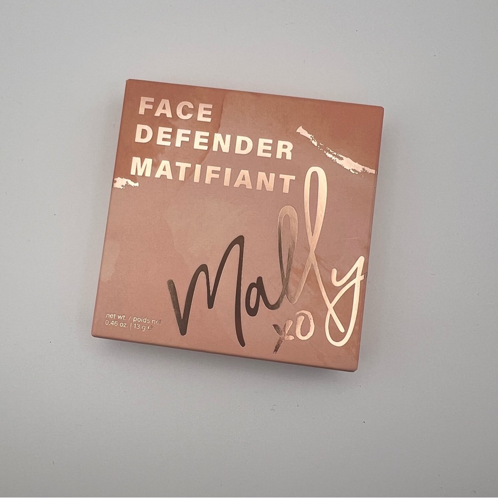 Mally Beauty Face Defender Matifiant Compact - Universal